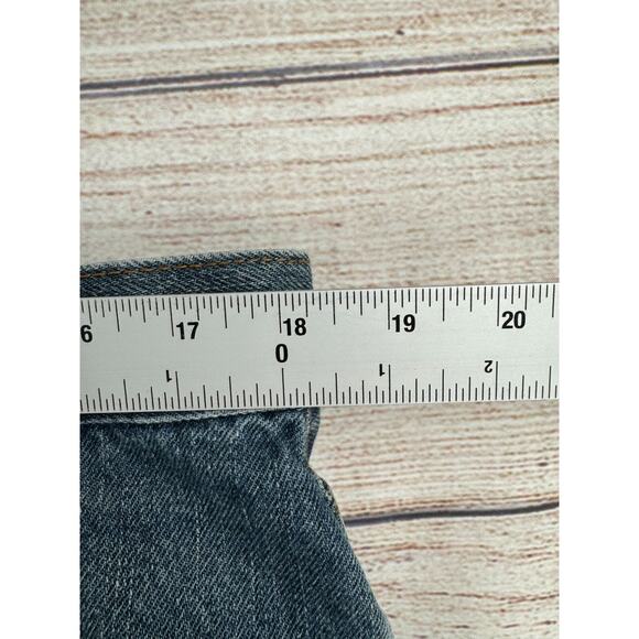 Vintage Levi's Y2K 550 Relaxed Fit Straight Jeans Men's Sz 38x32 Blue Light Wash - Picture 7 of 8